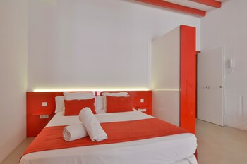 lonja suites apartments