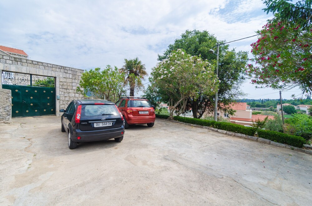 apartments dubrovnik airport