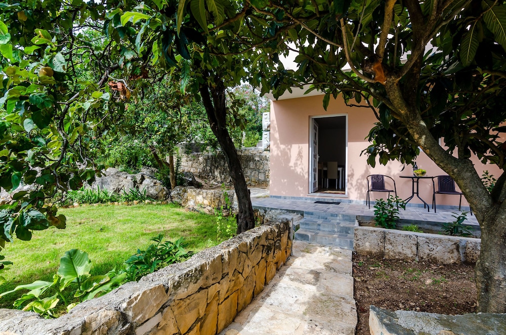 apartments dubrovnik airport