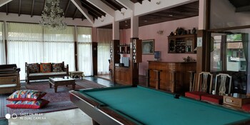 villa lot 5 lake view for 30 pax