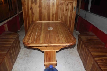 Boat Charter Km.Caroline,Komodo>>Flores,2.5 star