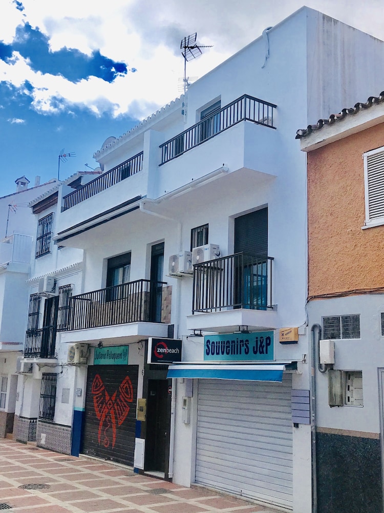 zenbeach 1a playa carihuela
