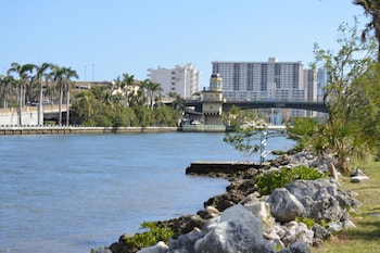ch luxury condos and studios on the beach