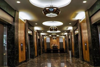 exclusive stay in u residence 2