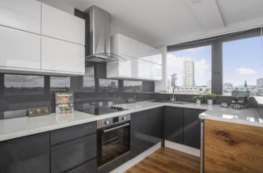 26 penge house
