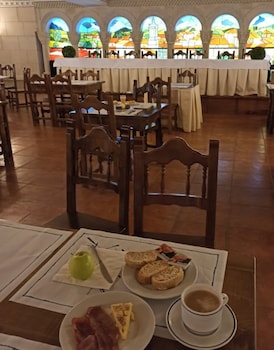 hotel santo domingo de silos