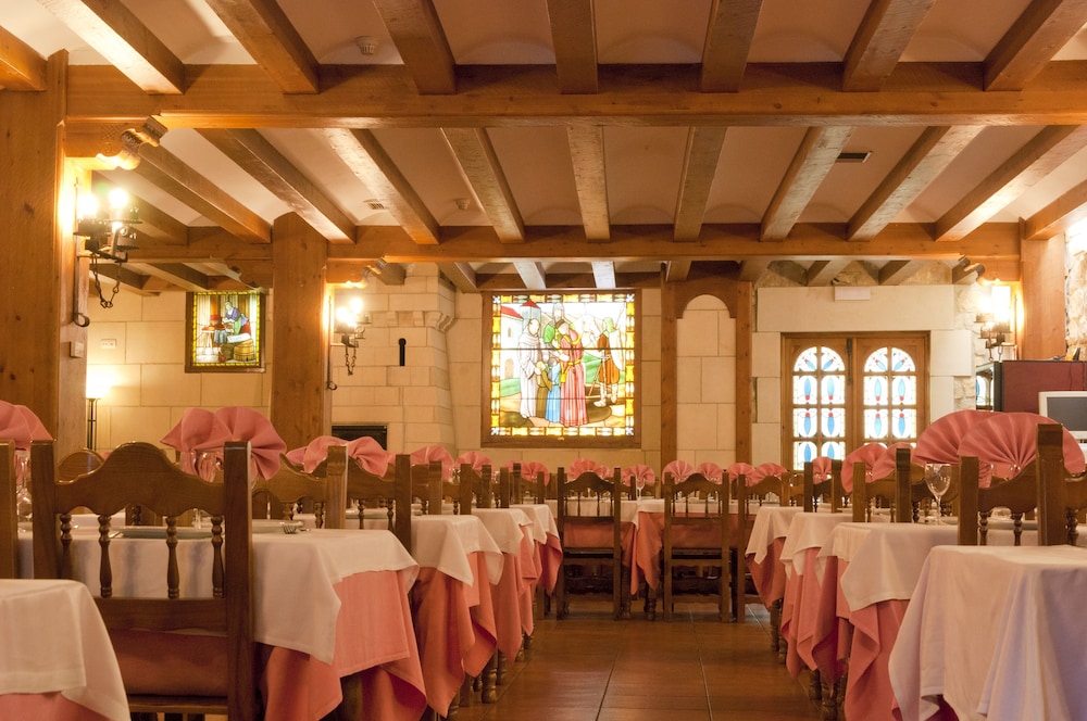 hotel santo domingo de silos