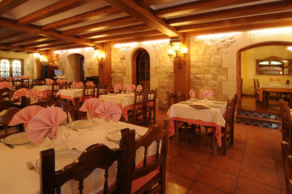 hotel santo domingo de silos