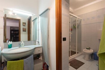 torino crocetta and politecnico apartment