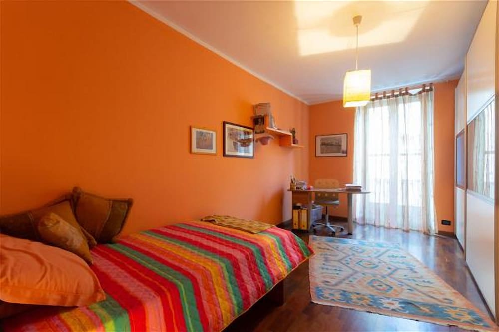 torino crocetta and politecnico apartment