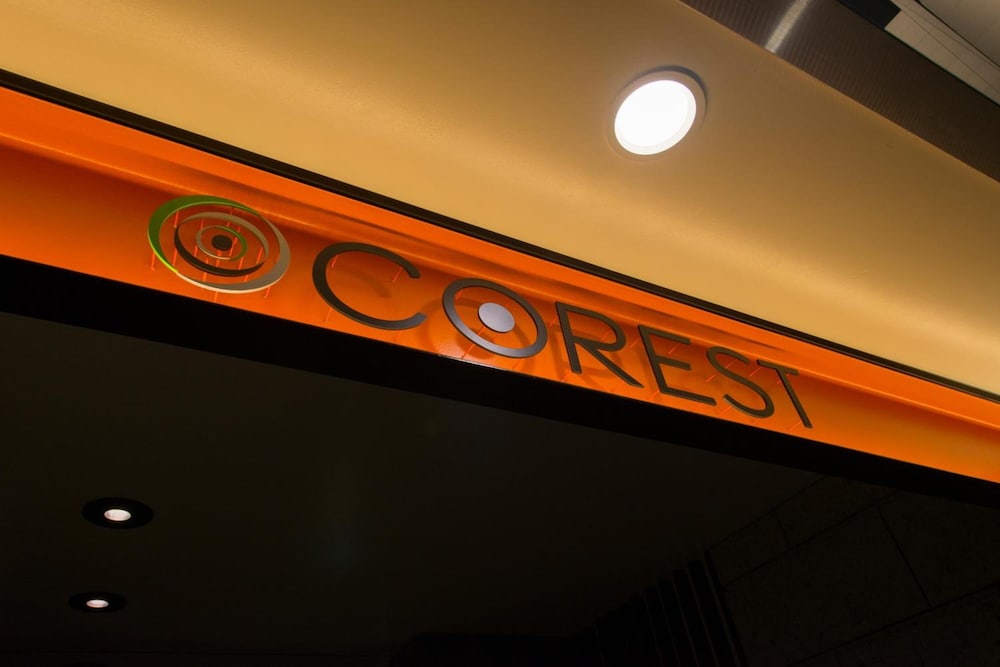 hotel corest adults only