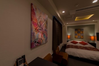 hotel corest adults only