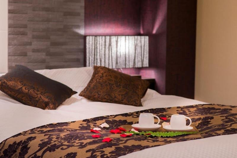 hotel corest adults only