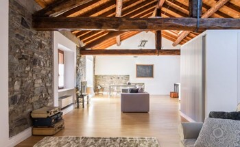 la corte delle rondini