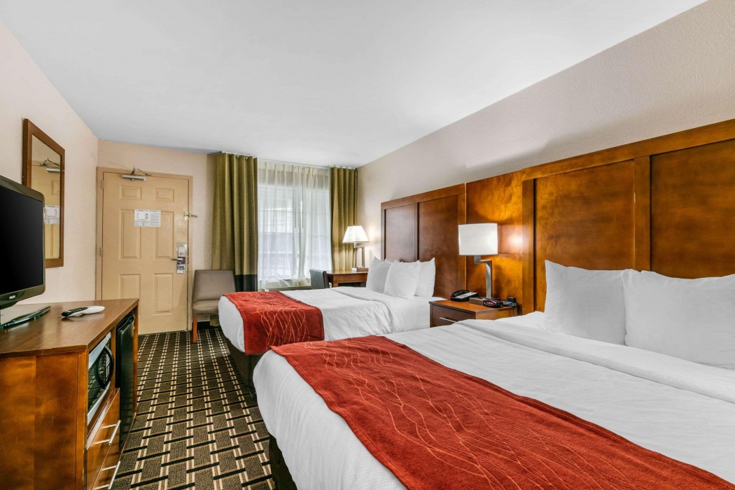 comfort inn and suites vancouver downtown city center