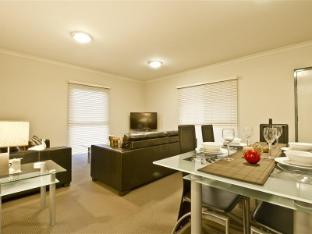 moonlight bay apartments