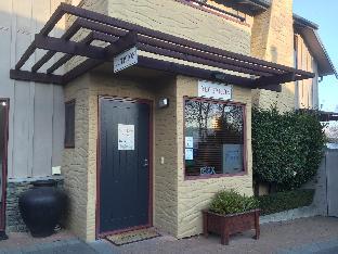 settlers boutique motel