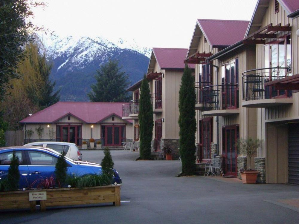 settlers boutique motel