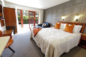 settlers boutique motel