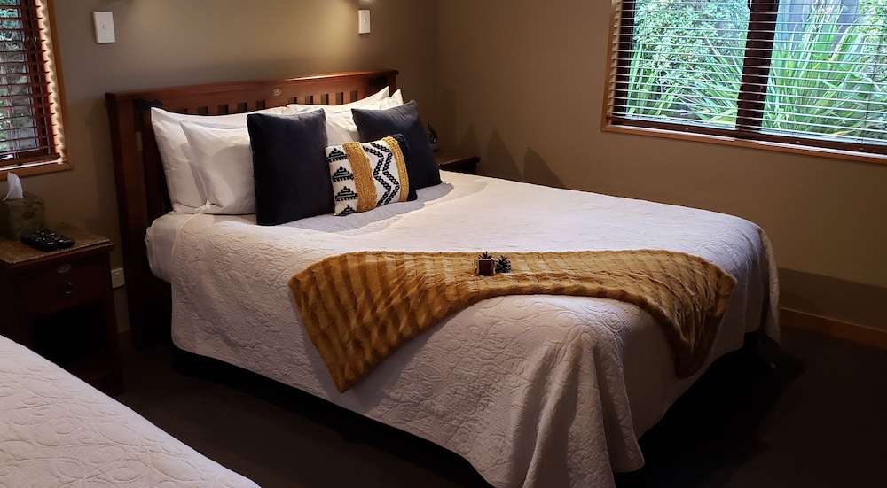 settlers boutique motel