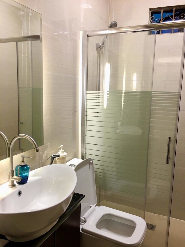 transient house and van for rent