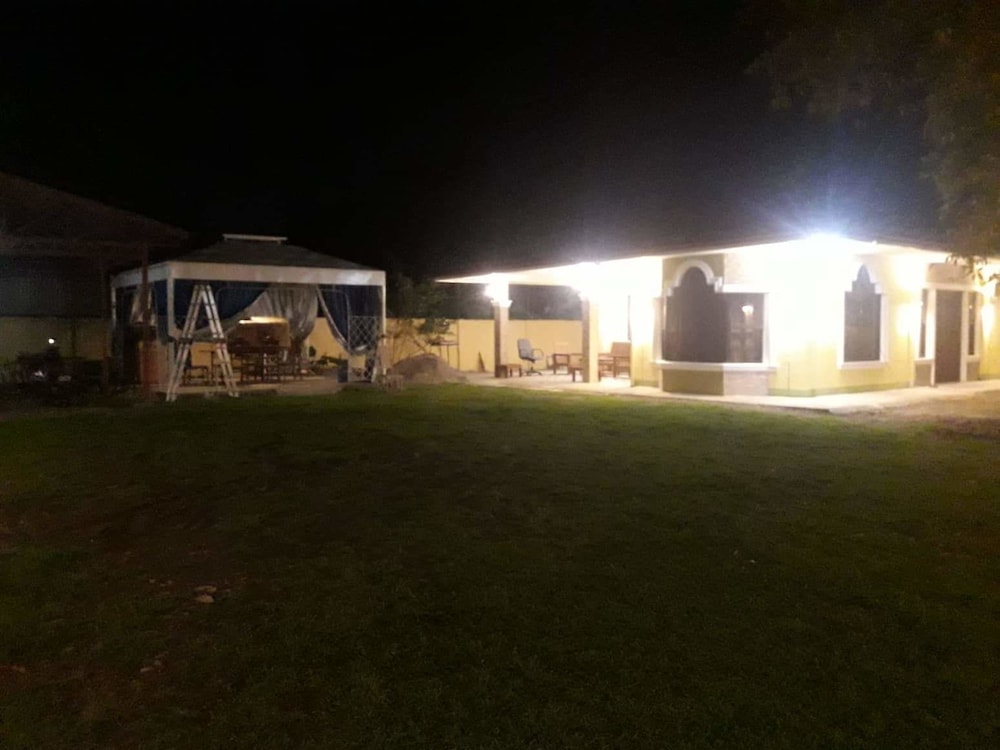 transient house and van for rent