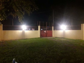 transient house and van for rent