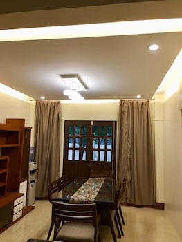 transient house and van for rent