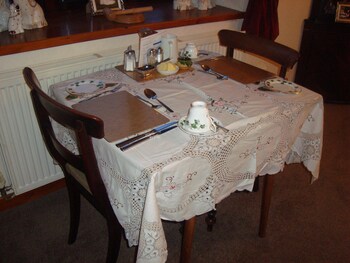 The Farmhouse Lochmeyler,Haverfordwest>>Brawdy,3.5 star