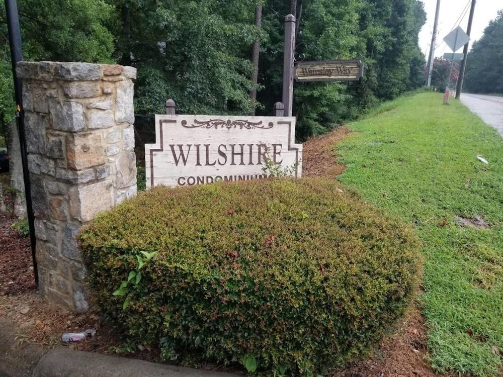 cozy stone mountain villa