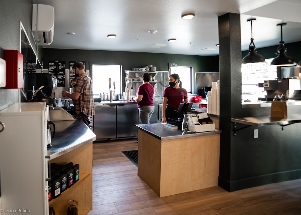 loge leavenworth downtown