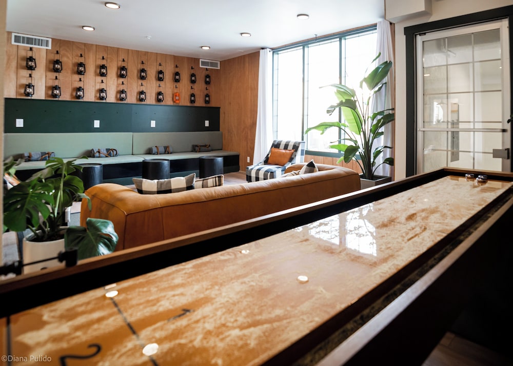 loge leavenworth downtown