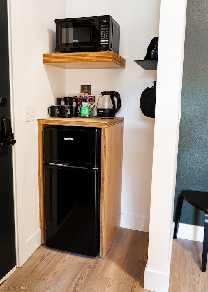 loge leavenworth downtown