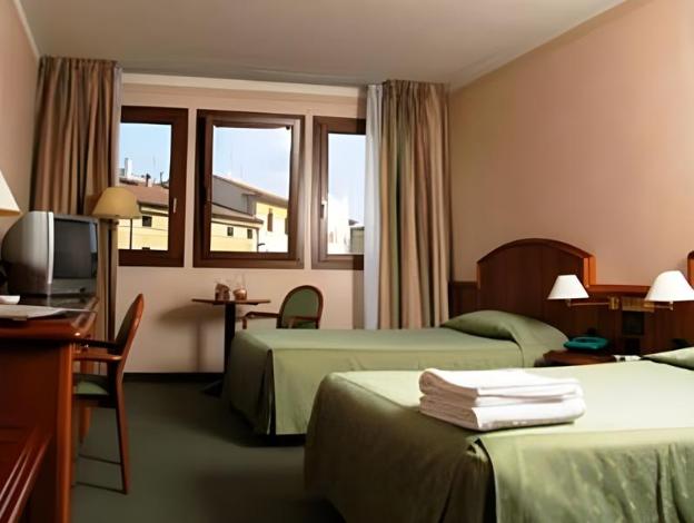 hotel due leoni