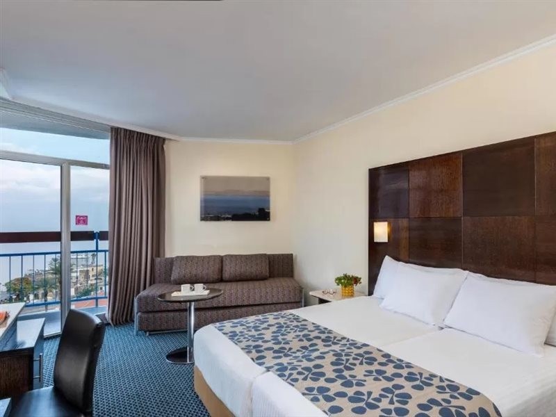 leonardo club hotel tiberias