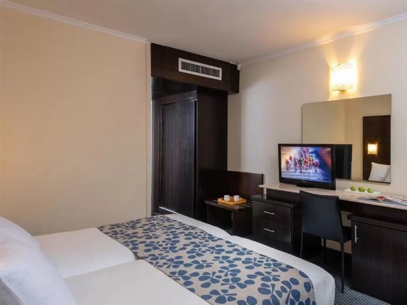 leonardo club hotel tiberias