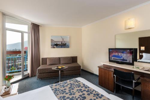 leonardo club hotel tiberias