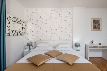 villa voinic 3
