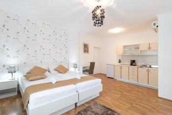 villa voinic 3