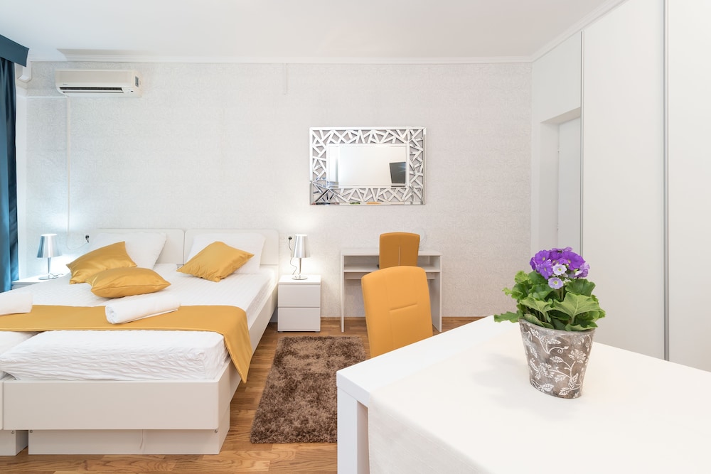 villa voinic 3