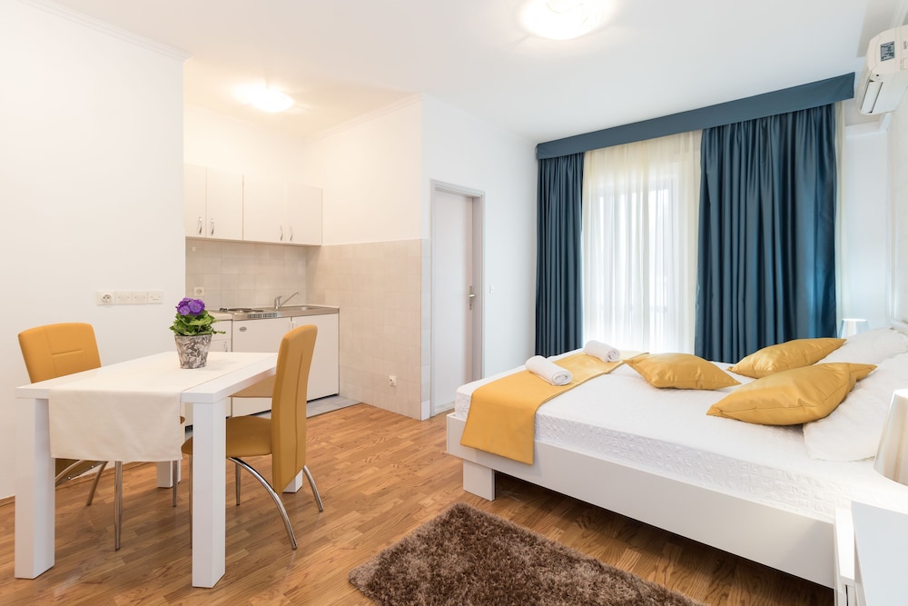 villa voinic 3