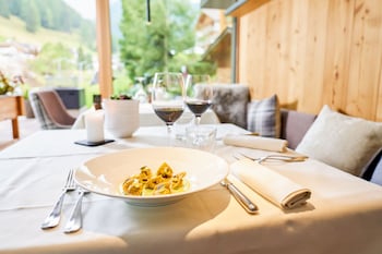 mountain design hotel eden selva