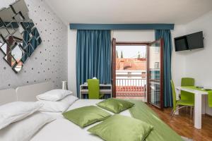 villa voinic 2
