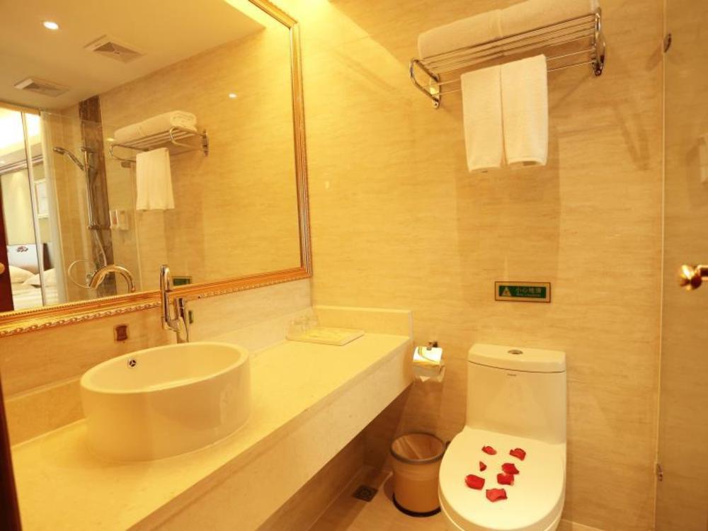 vienna international hotel huizhou south railway station