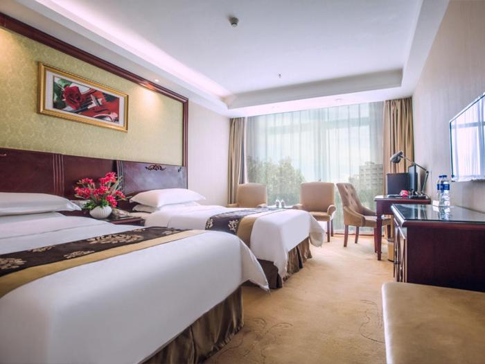 vienna international hotel huizhou south railway station
