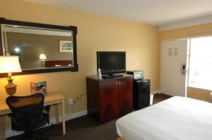ambassadors inn and suites