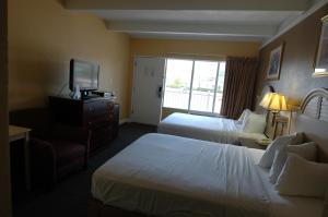 ambassadors inn and suites