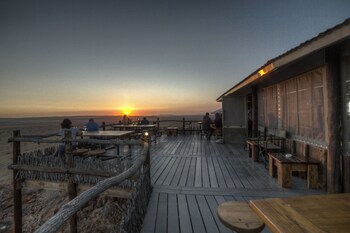 moon mountain lodge