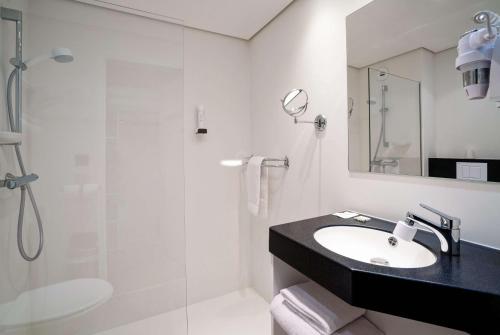 best western domaine de charmeil
