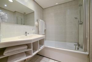 best western domaine de charmeil